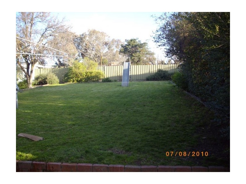 913 Padman Drive, Albury NSW 2640