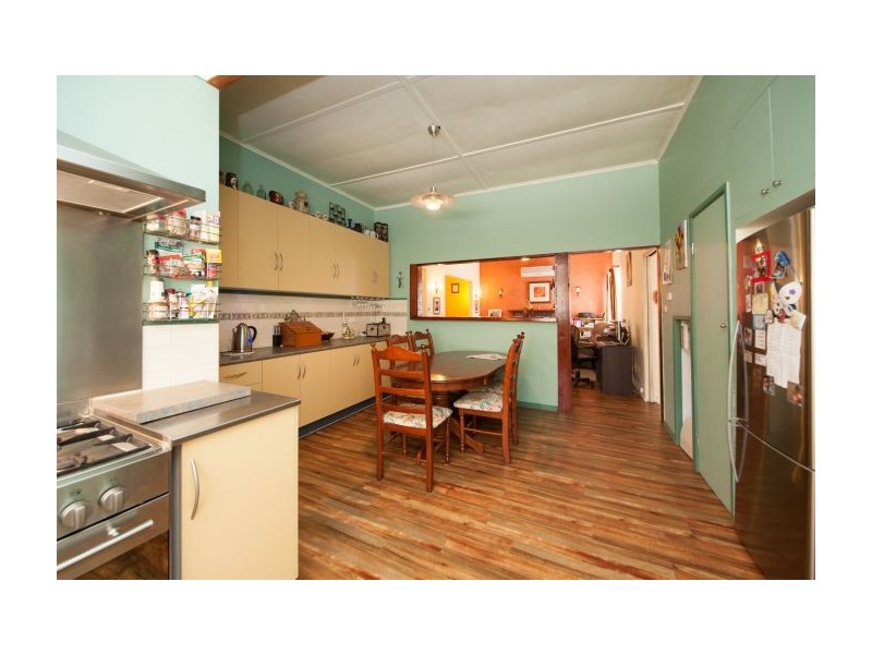 64 Howlong Road, Burrumbuttock NSW 2642