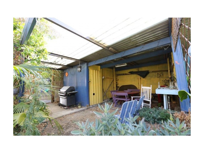 444 Griffith Road, Lavington NSW 2641