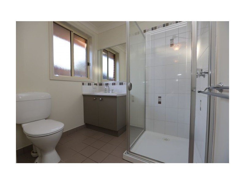 10 Wills Court, Thurgoona NSW 2640