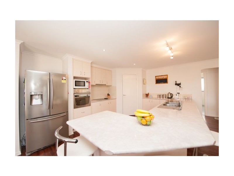 14 Paperbark Court, Thurgoona NSW 2640