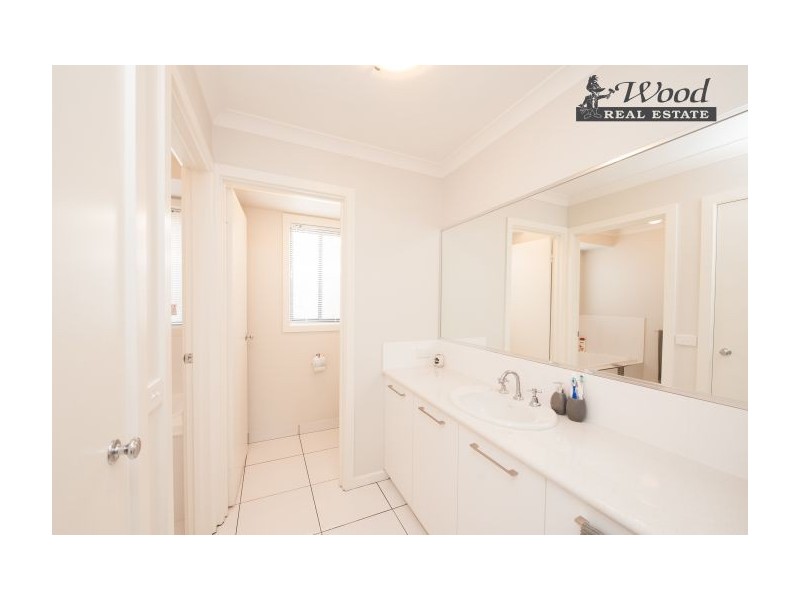 75 Egret Way, Thurgoona NSW 2640