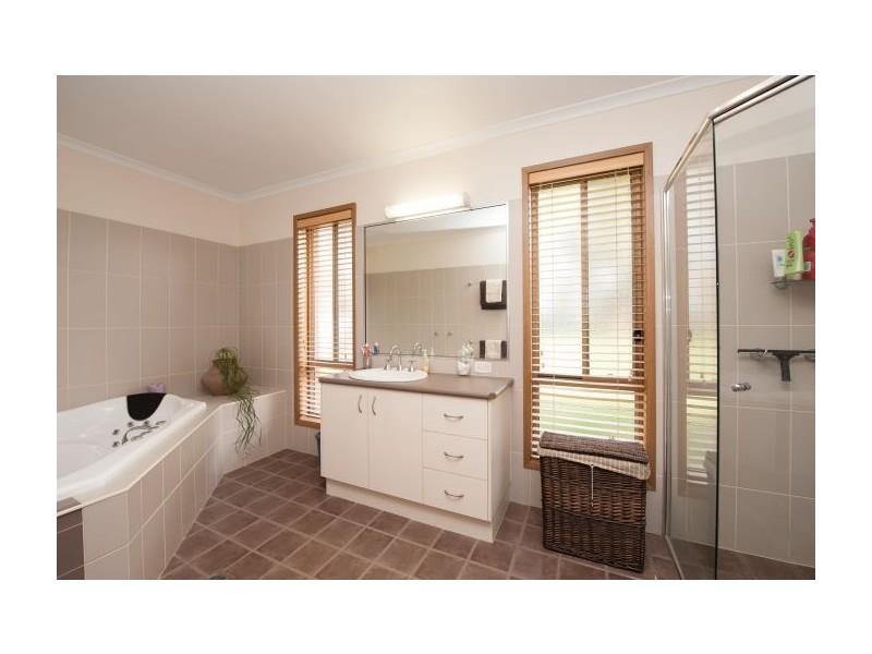 106 Mitchell Street, Jindera NSW 2642