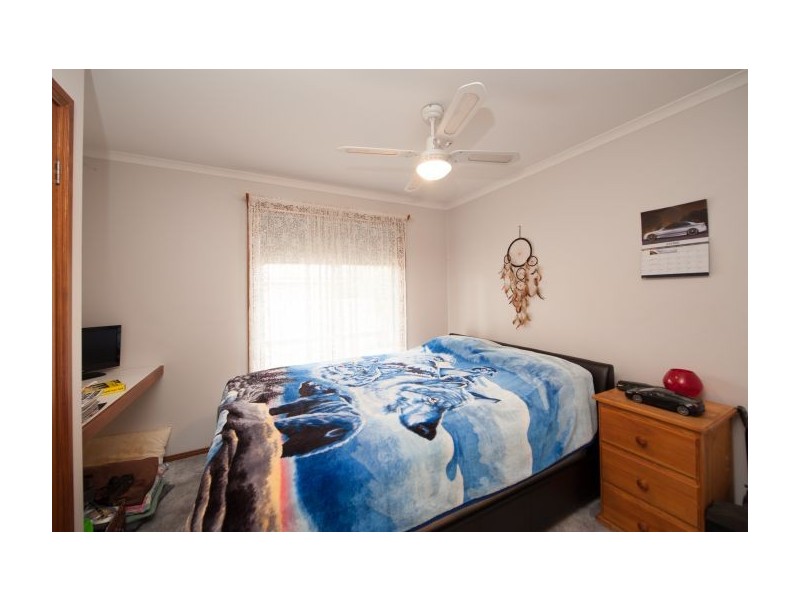 Unit 2/1 Saville Avenue, Lavington NSW 2641