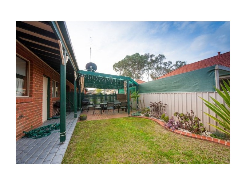 Unit 2/1 Saville Avenue, Lavington NSW 2641