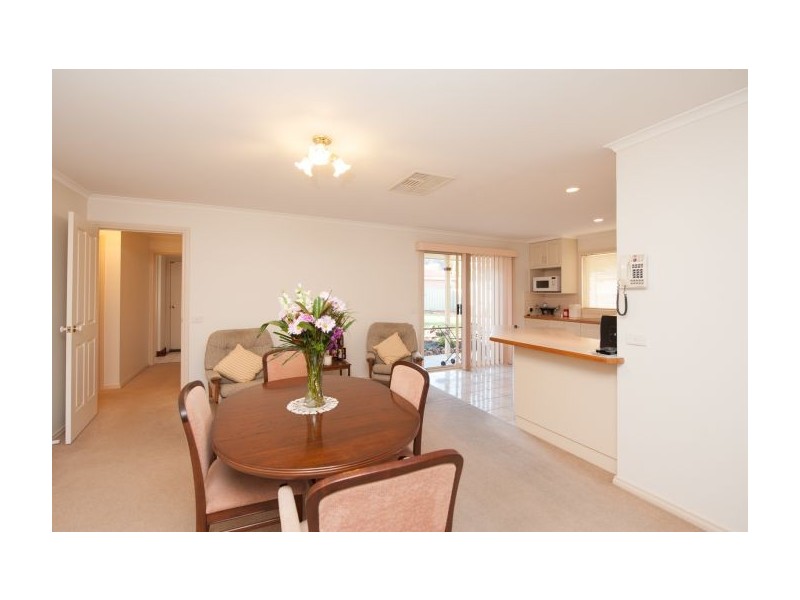 84 Wright Street (Norris park), Lavington NSW 2641