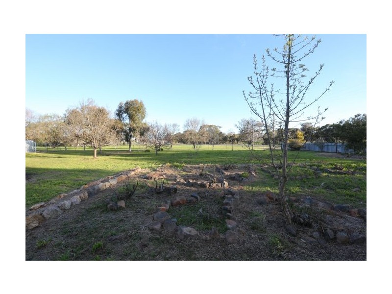 37 South Street, Henty NSW 2658