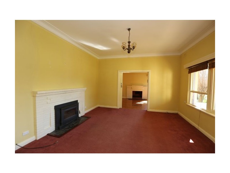 4 Graham Street, Henty NSW 2658