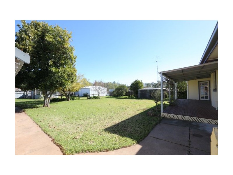 4 Graham Street, Henty NSW 2658
