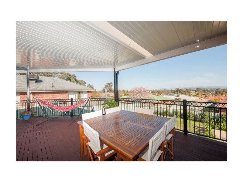 33 Darrambal Way, Springdale Heights NSW 2641