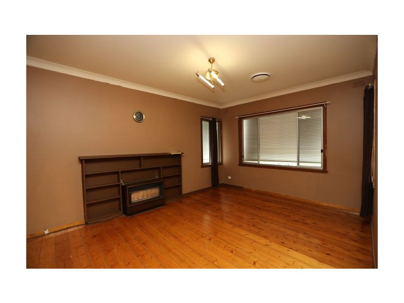 470 Griffith Road, Lavington NSW 2641