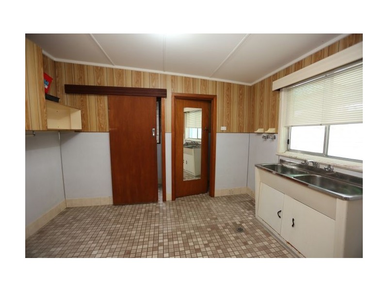 470 Griffith Road, Lavington NSW 2641