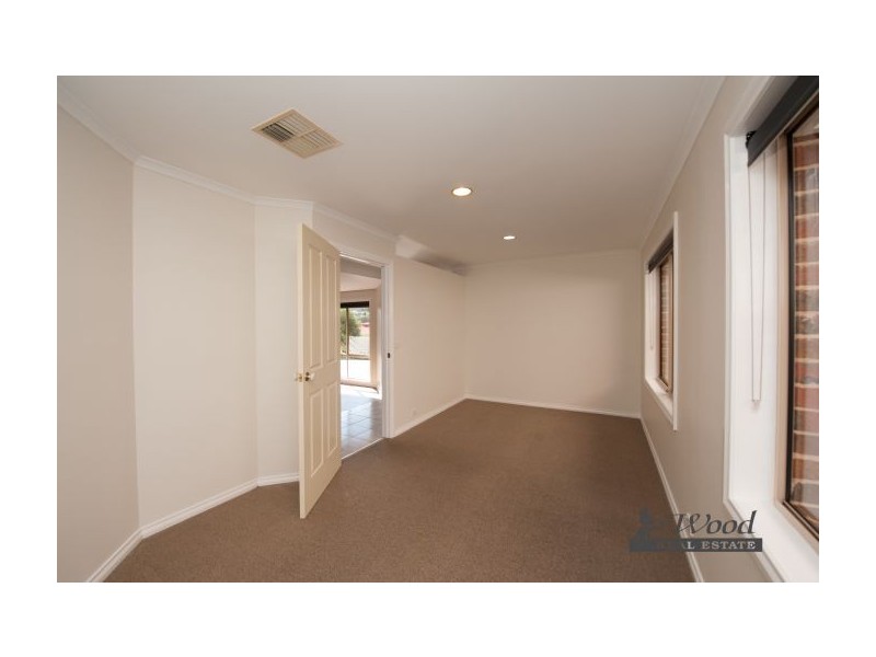 3 Kingsley Court, Albury NSW 2640