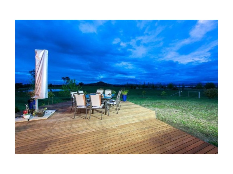 Table Top NSW 2640
