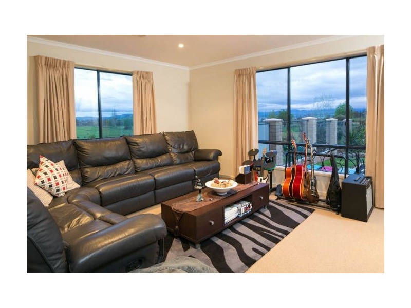 Table Top NSW 2640