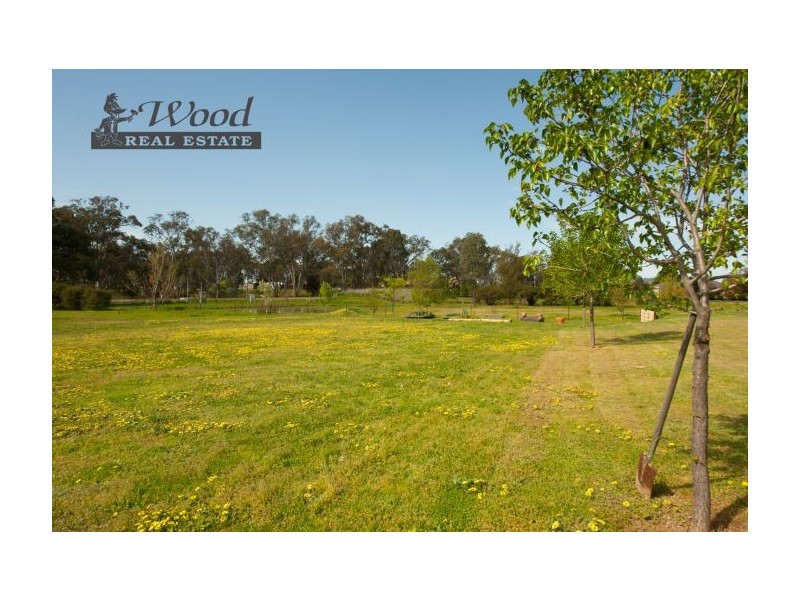123 Pioneer Drive, Jindera NSW 2642