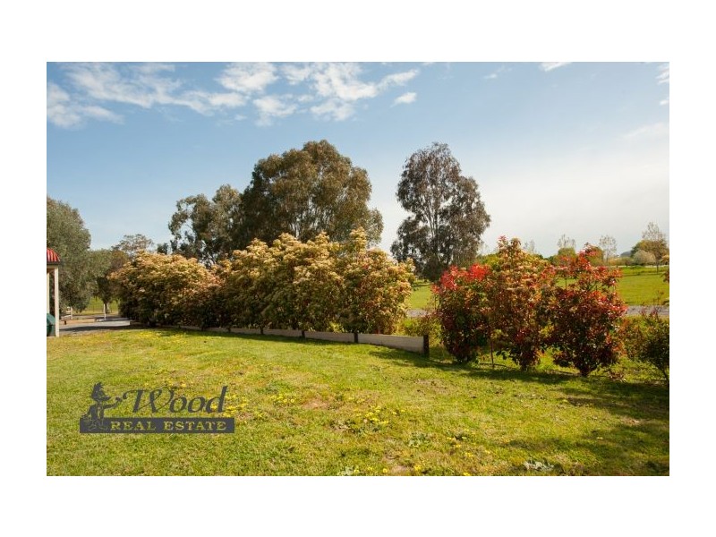 123 Pioneer Drive, Jindera NSW 2642