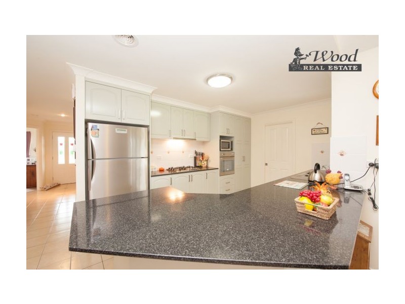 21 Squirrel Glider Drive, Thurgoona NSW 2640