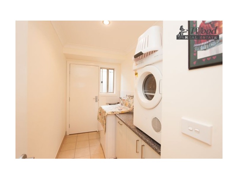 21 Squirrel Glider Drive, Thurgoona NSW 2640