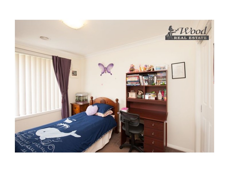 21 Squirrel Glider Drive, Thurgoona NSW 2640