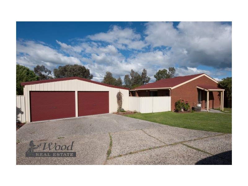 17 Buffalo Cres, Thurgoona NSW 2640