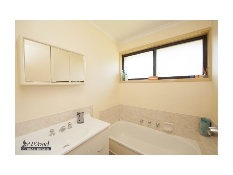 17 Buffalo Cres, Thurgoona NSW 2640