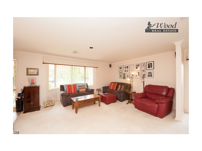 50 The Avenue, Thurgoona NSW 2640