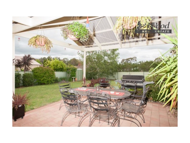 50 The Avenue, Thurgoona NSW 2640