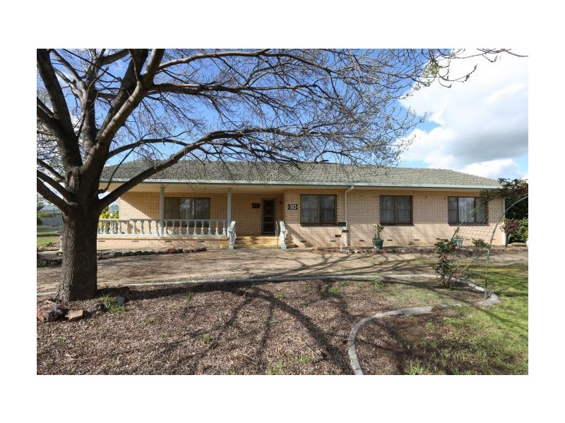 30 Rosler Parade, Henty NSW 2658