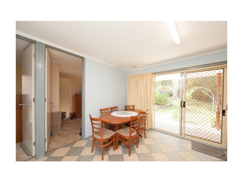 17 Algona Rd, Lavington NSW 2641