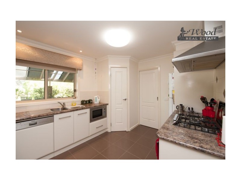 876 Union Rd (Norris Park), Lavington NSW 2641