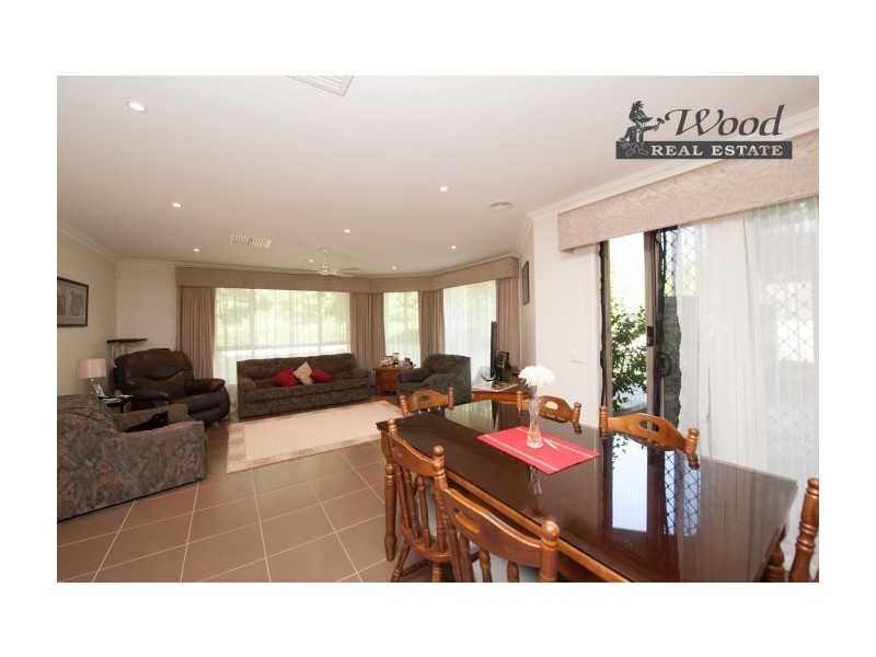 876 Union Rd (Norris Park), Lavington NSW 2641