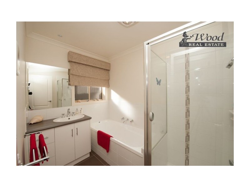 876 Union Rd (Norris Park), Lavington NSW 2641