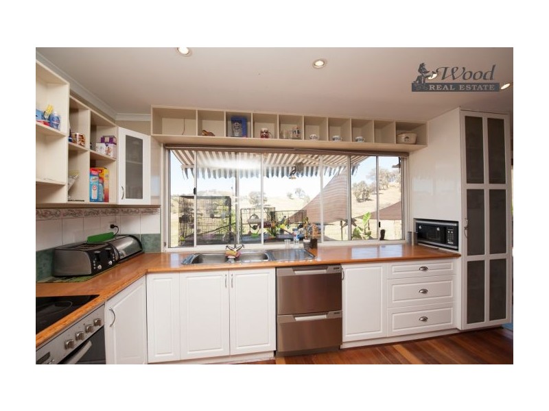 76 Tinmine Rd, Mullengandra NSW 2644