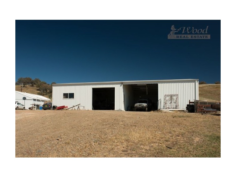76 Tinmine Rd, Mullengandra NSW 2644
