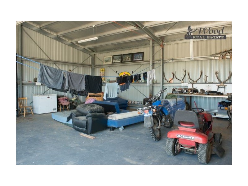 76 Tinmine Rd, Mullengandra NSW 2644