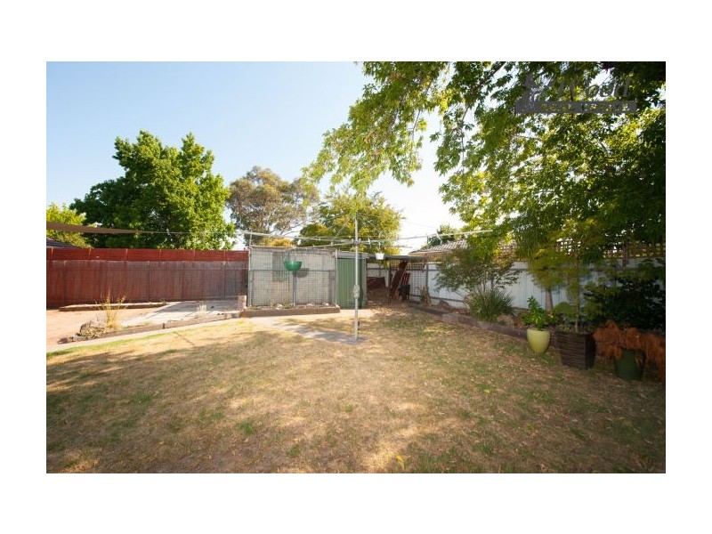 393 English Avenue, Lavington NSW 2641