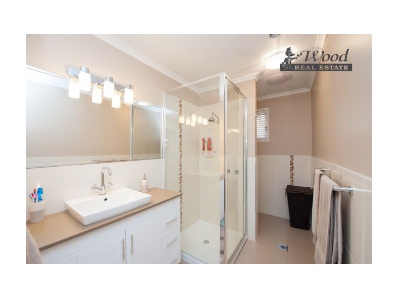 20 Fry Road, Thurgoona NSW 2640