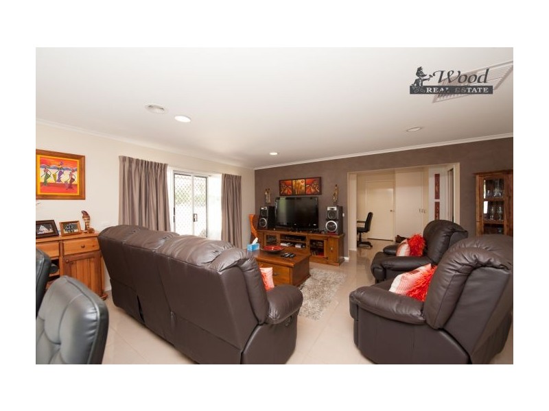 20 Fry Road, Thurgoona NSW 2640