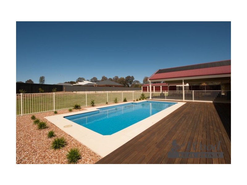 240 Kerrs Road, Albury NSW 2640