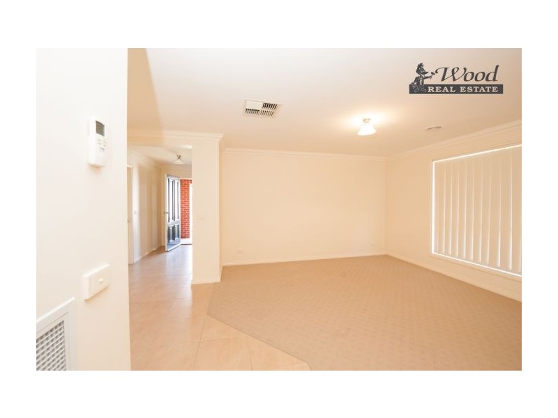 9 Firetail Street, Thurgoona NSW 2640