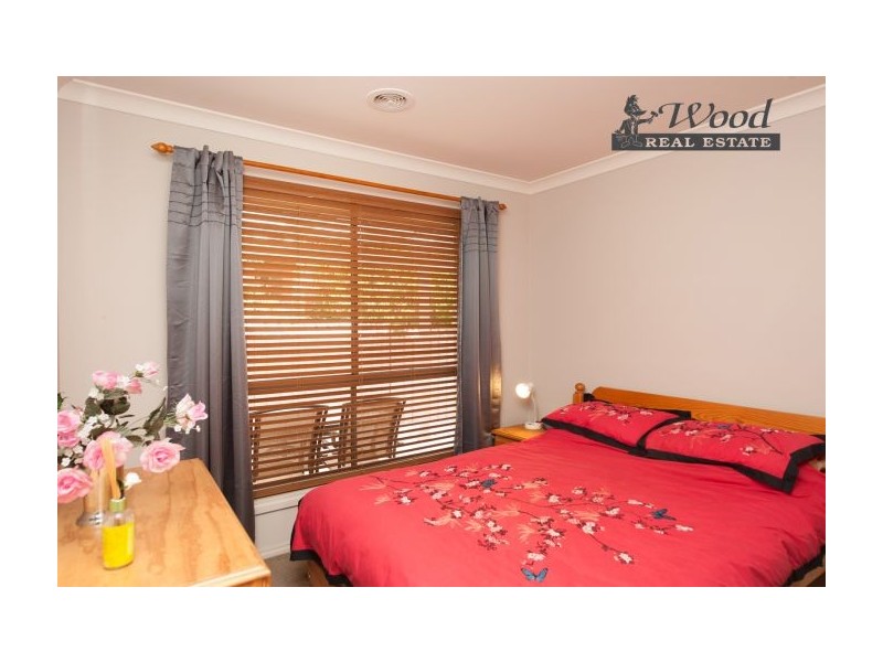 95 Dyrandra Way, Thurgoona NSW 2640