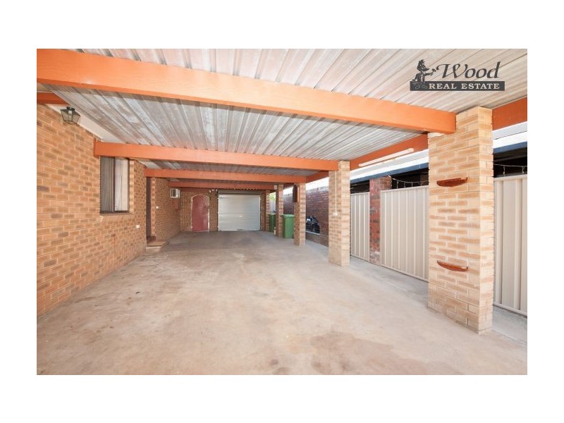 419 Kaitlers Road, Lavington NSW 2641