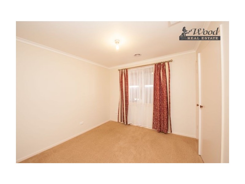 419 Kaitlers Road, Lavington NSW 2641