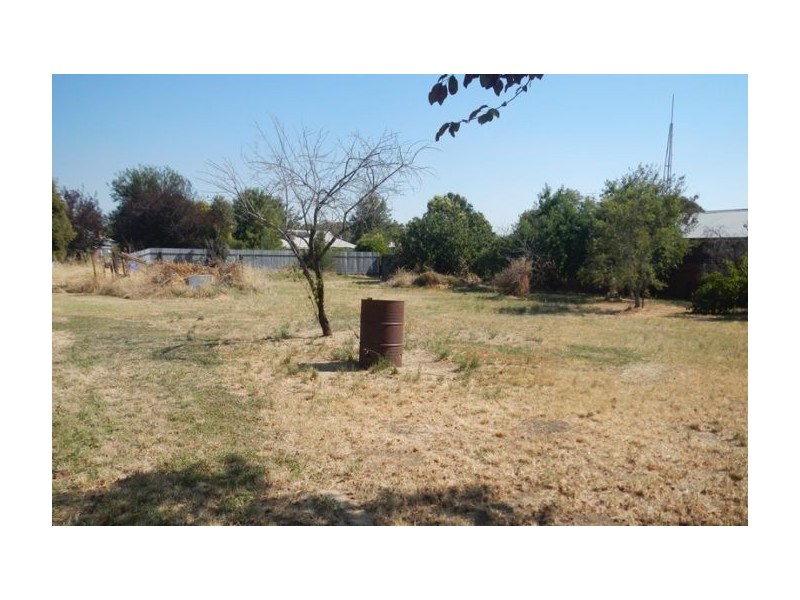 21 Edward Street, Culcairn NSW 2660