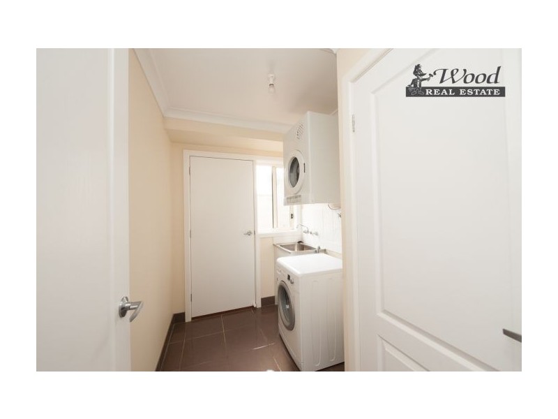 122 Emma Way, Albury NSW 2640