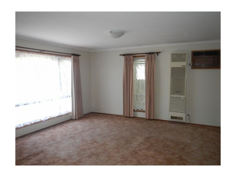 4 Candlebark Street, Thurgoona NSW 2640