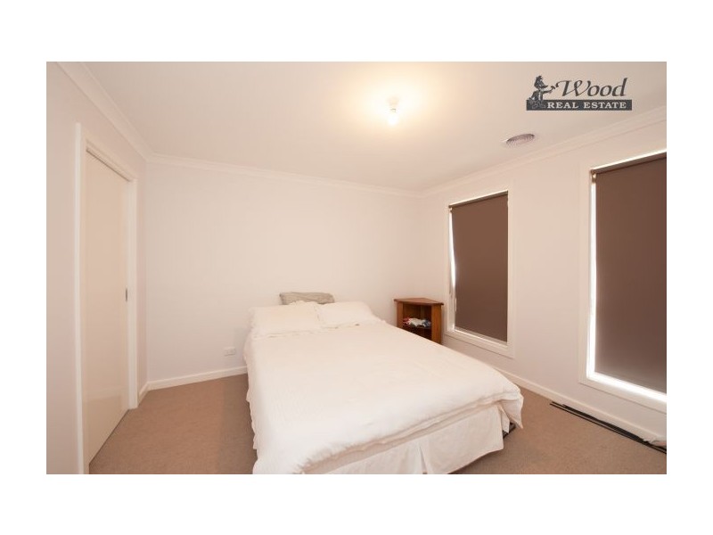 14 Henschke Avenue, Thurgoona NSW 2640