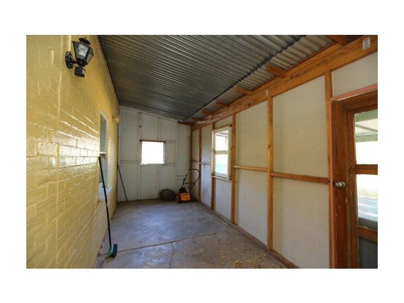 30 South Street, Henty NSW 2658