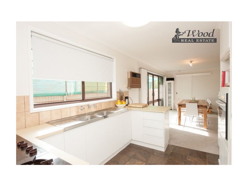 29 Sunwood Drive, Lavington NSW 2641